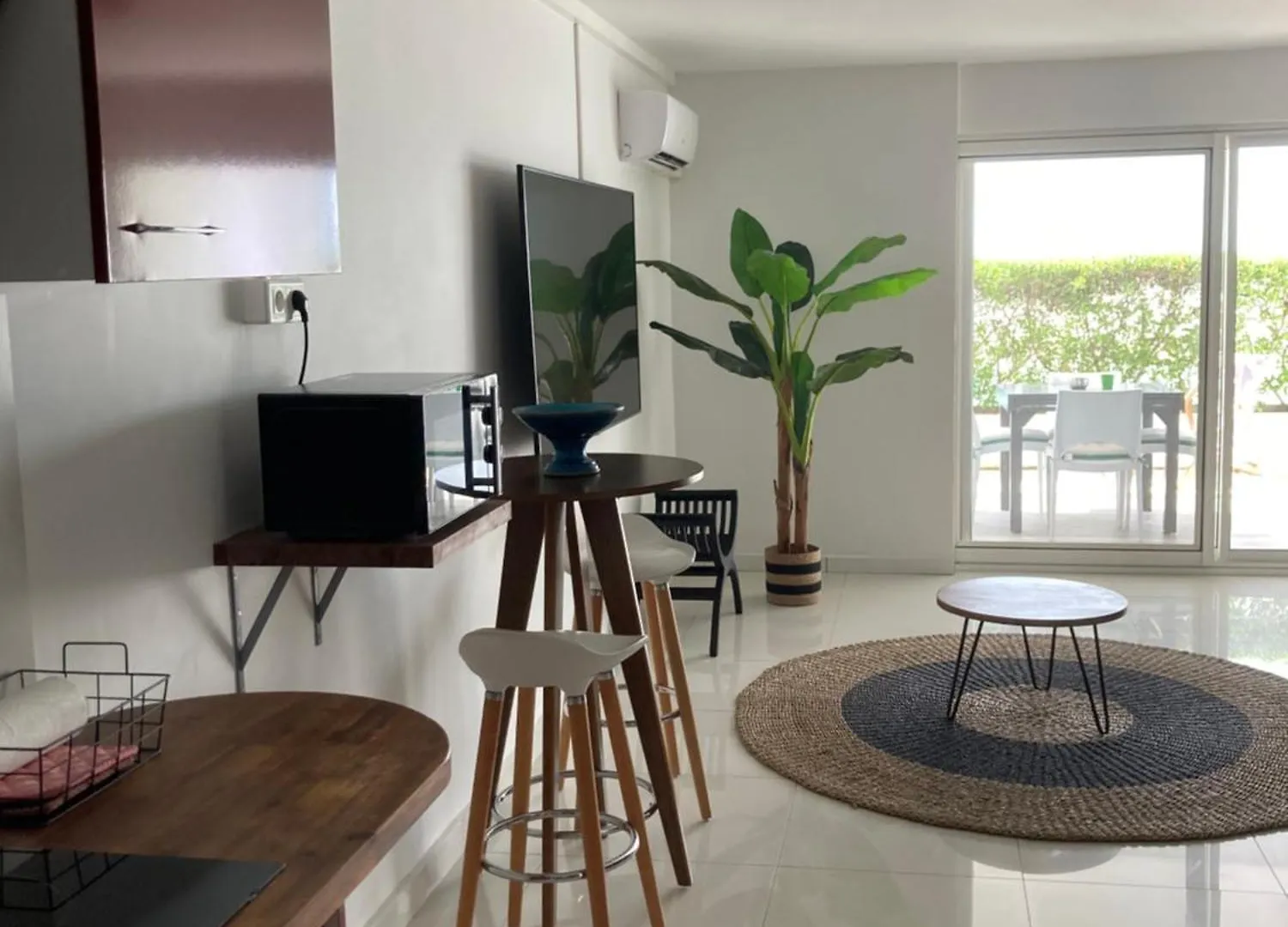 Appartement Pieds Dans L'Eau Vue Mer Acces Plage Et Piscine Marigot  Lägenhet